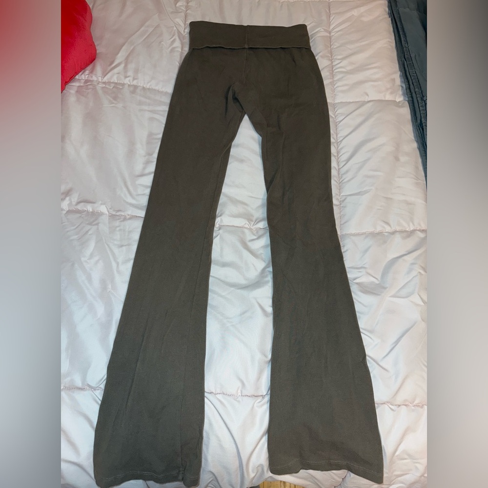 Brandy Melville brown flared leggings